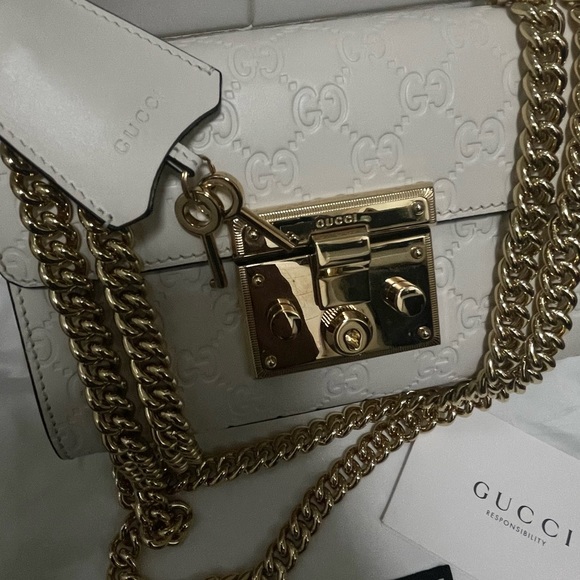 ❌SOLD!❌ Small Gucci Guccissima Padlock Bag - Picture 9 of 16